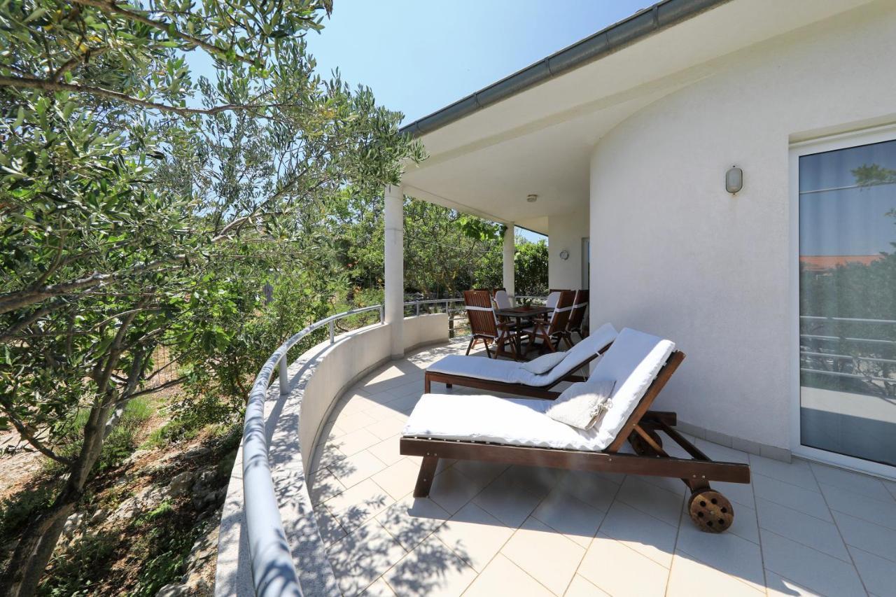 Apartment Justina Murter Bagian luar foto