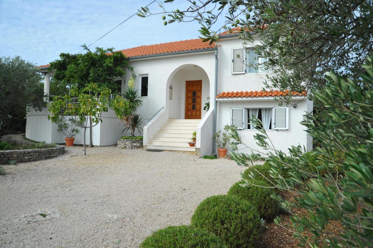 Apartment Justina Murter Bagian luar foto